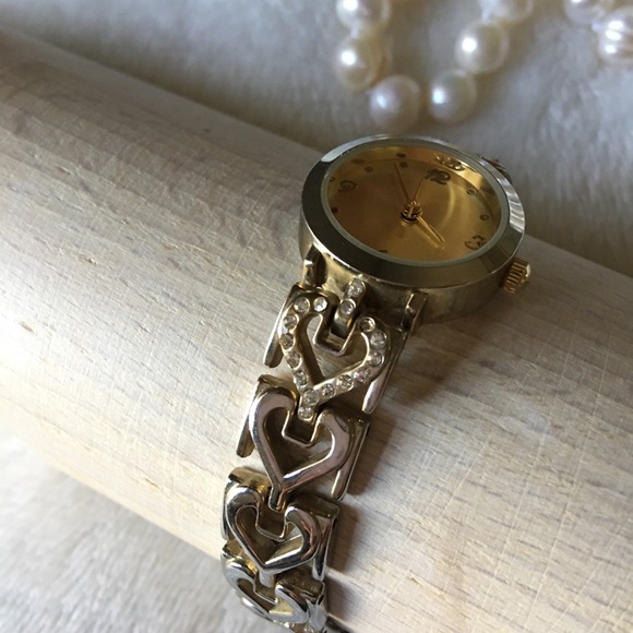 clock Allude🌷 - Picture 11 of 16